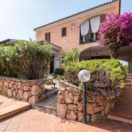 Casa Dea - Pool And Garden In Punta Molara 公寓 *